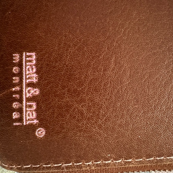 Matt & Nat Rich Brown Leather Accessory - Picture 1 of 6